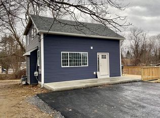28 Ashcroft St, Wynantskill, NY 12198