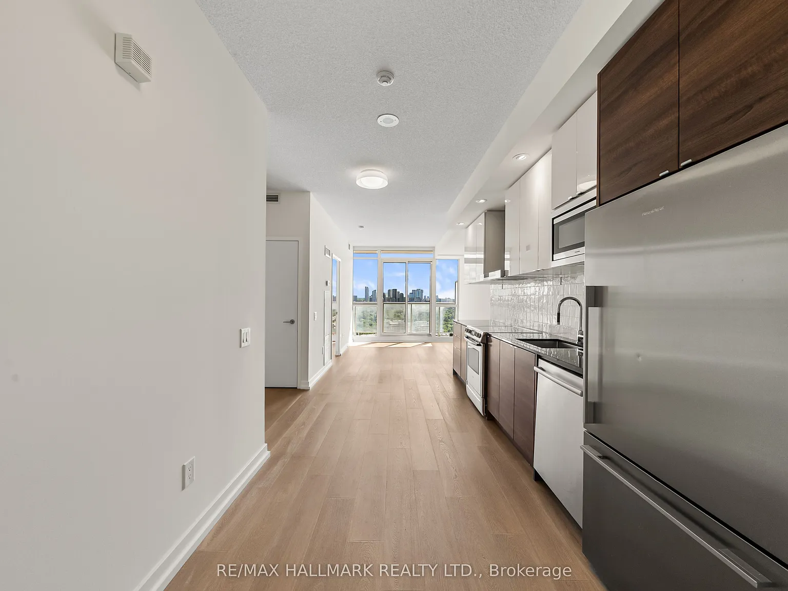 2 bed, $1,999 — Photo 3