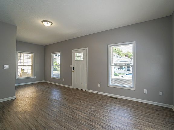 4th image of 852 S 23rd St