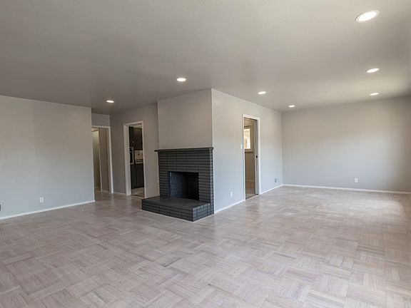 2nd image of 299 Saint Francis Blvd