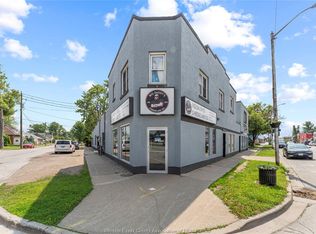 127 Talbot St N #5, Essex, ON N8M 2C5