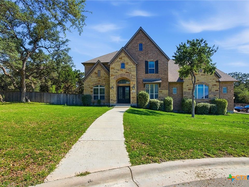 1st image of 852 Hampton Oaks