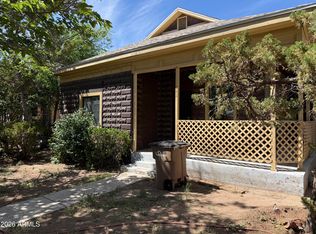 942 E 8th St, Douglas, AZ 85607
