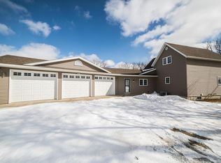 1485 300th St, Garner, IA 50438