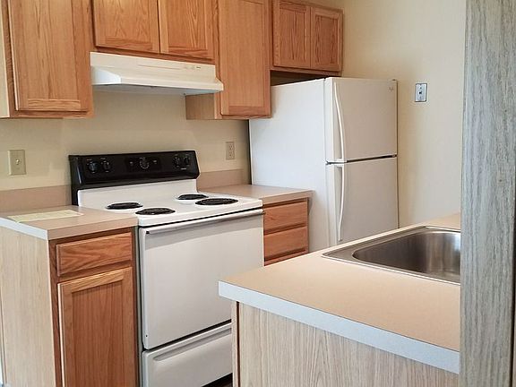 2nd image of 303-307-311 E Mission Ave #17443945