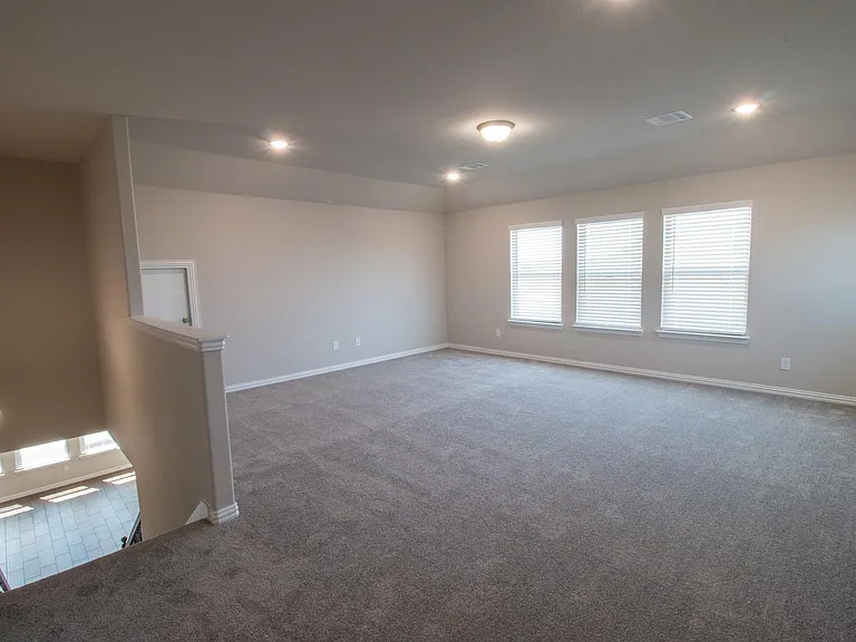 507 Reatta Dr — Photo 34