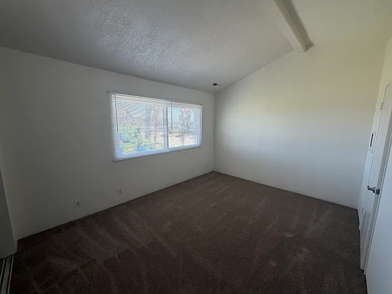 4624 W Point Loma Blvd #9 — Photo 28