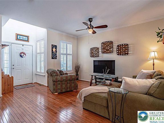 5th image of 5238 Dartmouth Dr