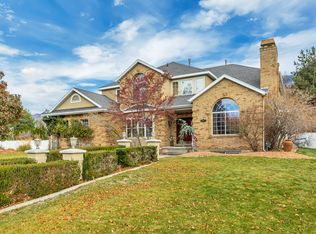 5 Quietwood Ln E, Sandy, UT 84092