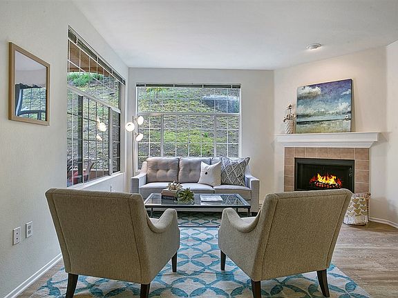 3rd image of 18585 Caminito Pasadero Unit 424