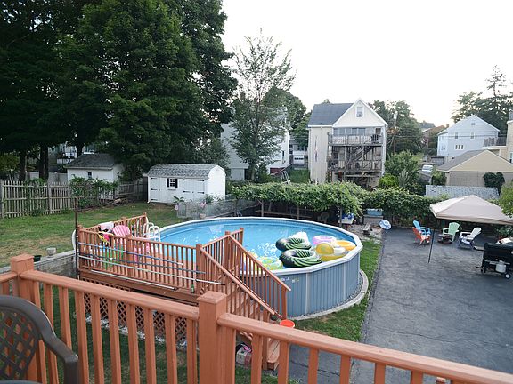 4th image of 26 Wright St