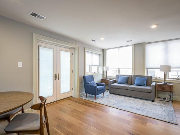 2100 Newport Pl NW #Id679p