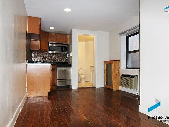 4th image of 251 Lexington Ave APT 12