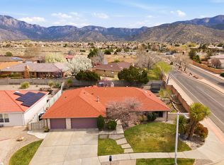 5700 Royal Oak Dr NE, Albuquerque, NM 87111