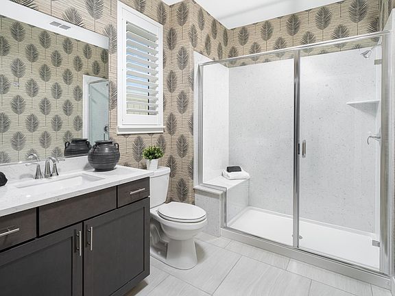 4th image of 2029 Oswego St