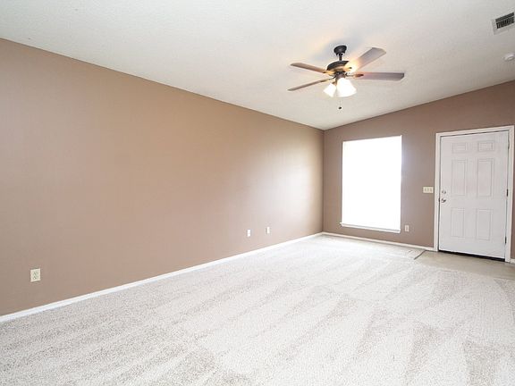 4th image of 430 Bay Pine Villa Dr