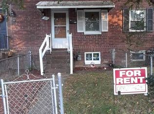 215 Buchanan St, Alexandria, VA 22314
