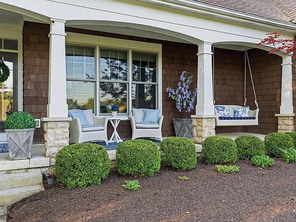 5th image of 1677 Riverstone Dr