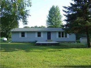 1515 Decamp Rd, Stockbridge, MI 49285