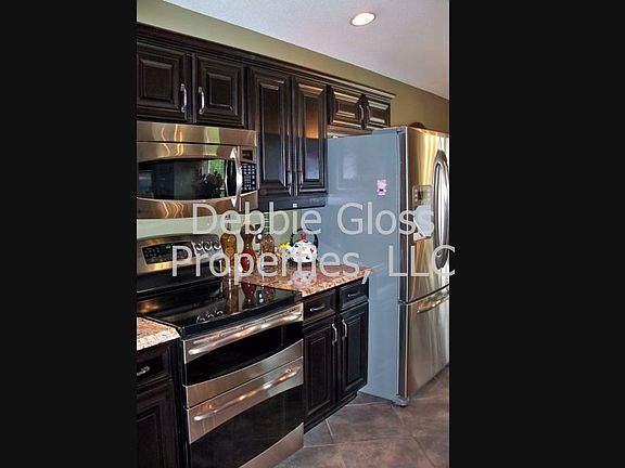 3rd image of 4917 Casa Vista Dr