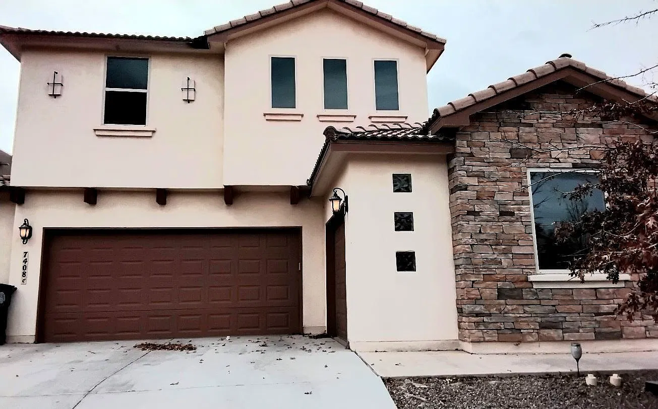 4 bed, 3.0 bath, 3144 sqft, $3,995 — Photo 1