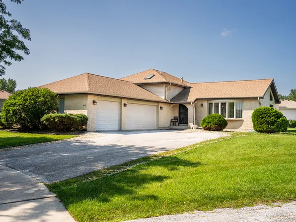 4413 Michael John Ct, Richton Park, IL 60471