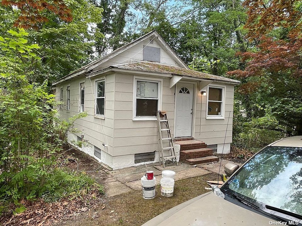 21 Plandome Road, Sound Beach, NY 11789 MLS 3493538 Zillow