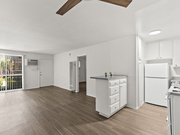 5500 Newcastle Ave #95E04A3E9