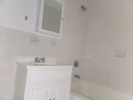 Rented by Affordable Housing Real Estate Corp | media 4