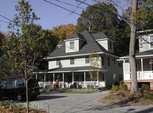 109 Arch St APT 1, Ramsey, NJ 07446