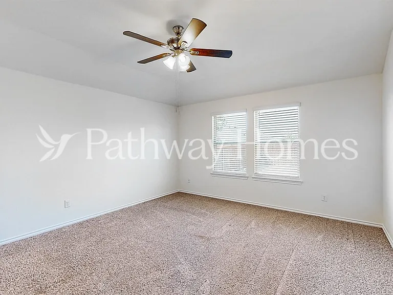957 English Dr — Photo 10