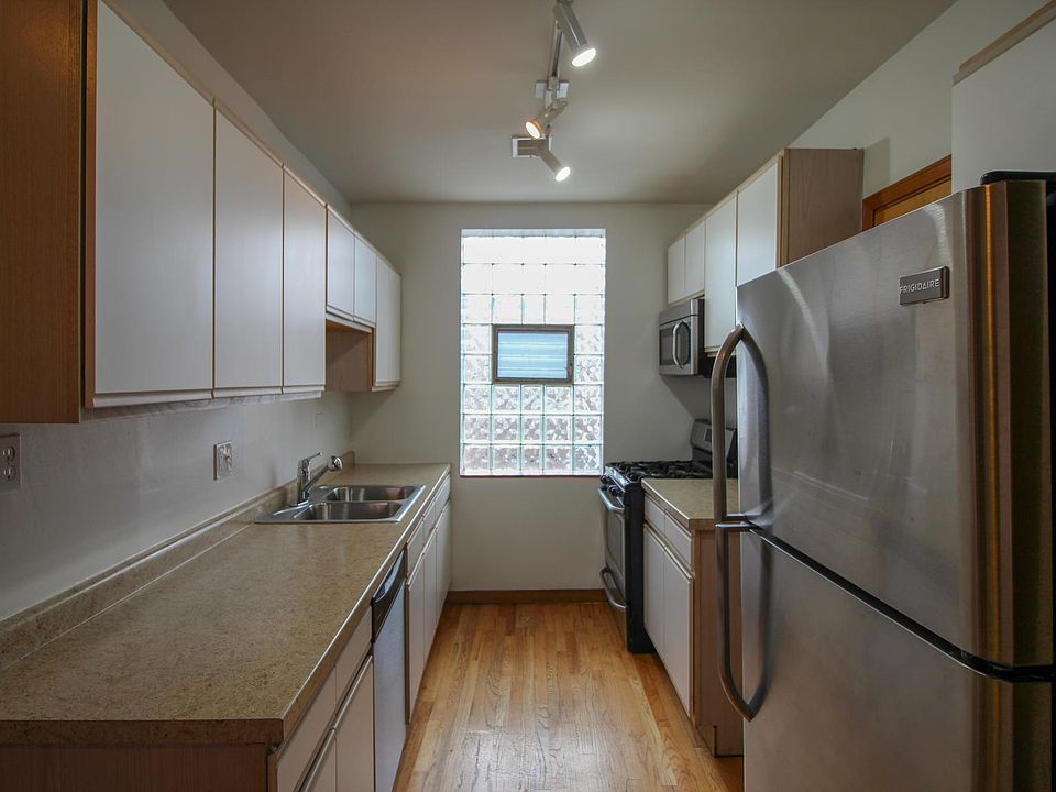 1st image of 4927 N Kedzie Ave #906dea0b5