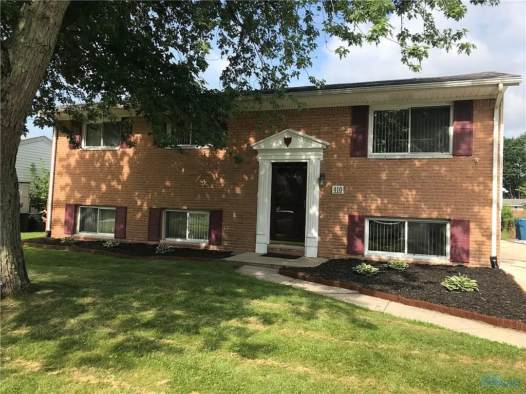 410 Shrewsbury Dr photo 1