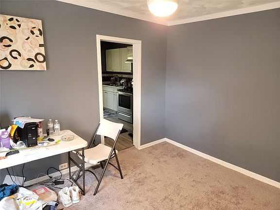 4th image of 61 Endicott Ave #63