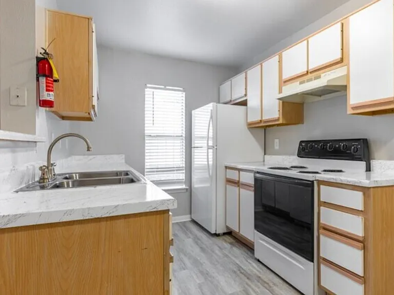 Grace Townhomes — Photo 7