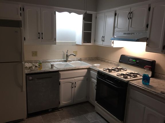 New counter top / new deep porcelain double sink