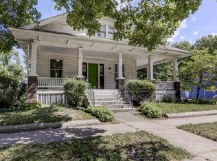 1201 W Edwards St, Springfield, IL 62704