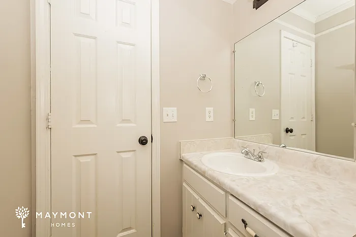 164 Cedarwood Ct — Photo 10