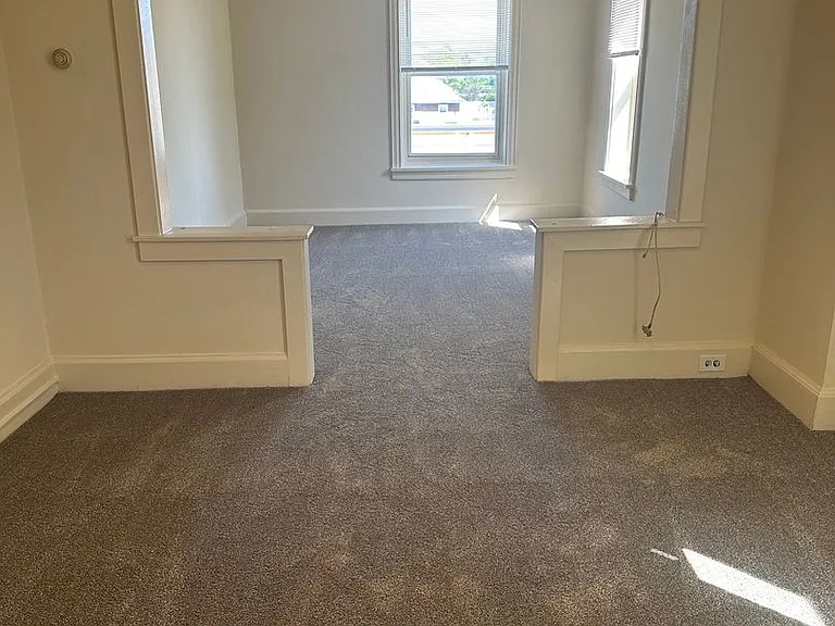 2801-2803 Penbrook Ave — Photo 1