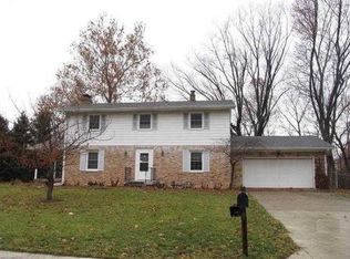 8222 Cherington Dr, Indianapolis, IN