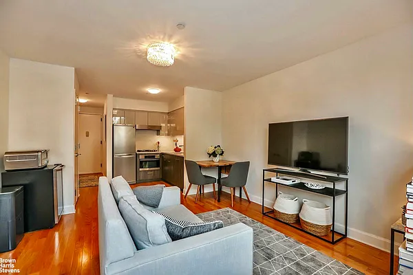 Rented by Brown Harris Stevens | media 9