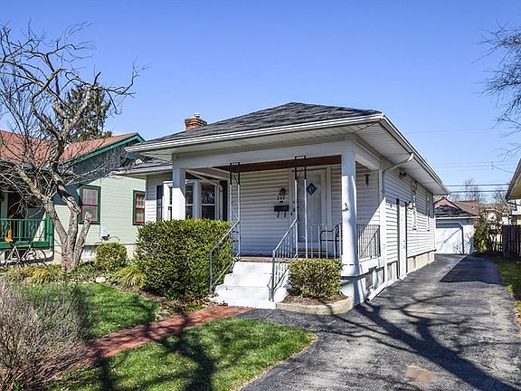 4th image of 349 Monteray Ave