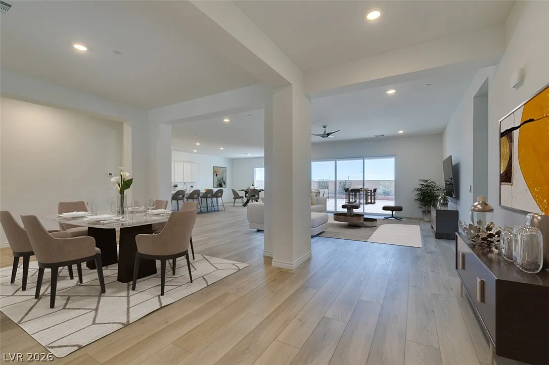 4 bed, 3.5 bath, 3776 sqft, $5,000 — Photo 4