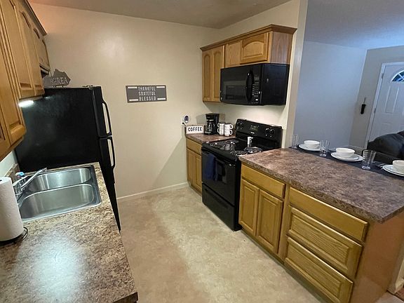5th image of 63 Mary St #63