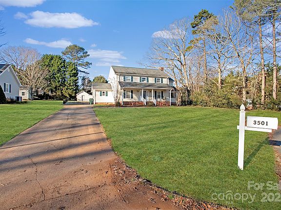 2nd image of 3501 Barrington Dr