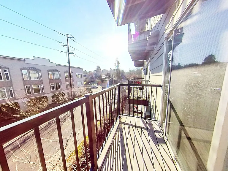 Mckenze Square Apartments — Photo 12