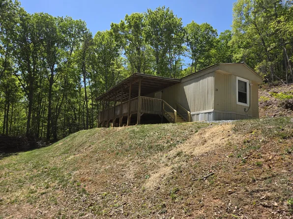 24 Raspberry Ridge Rd, Leicester, NC 28748