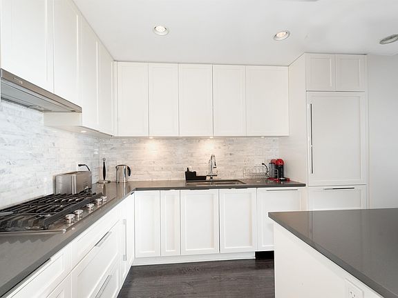 5th image of 3873 Cates Landing Way #305
