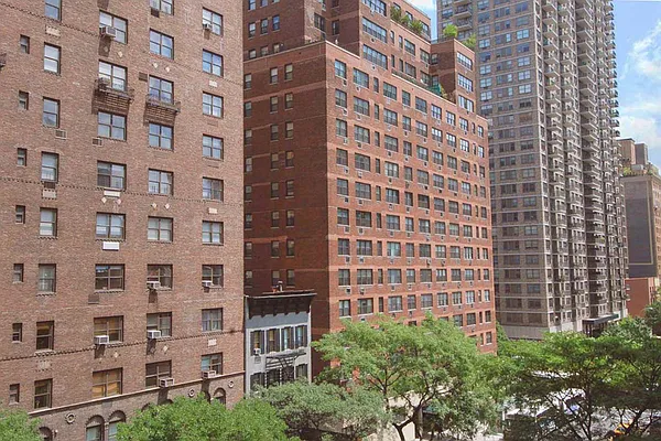 Rented by Corcoran | media 9