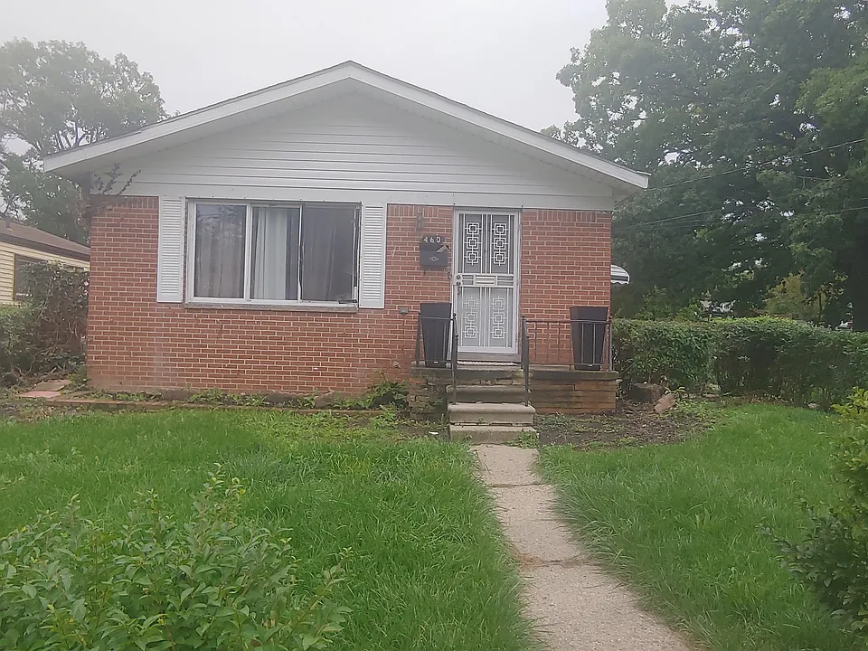 460 Elm St